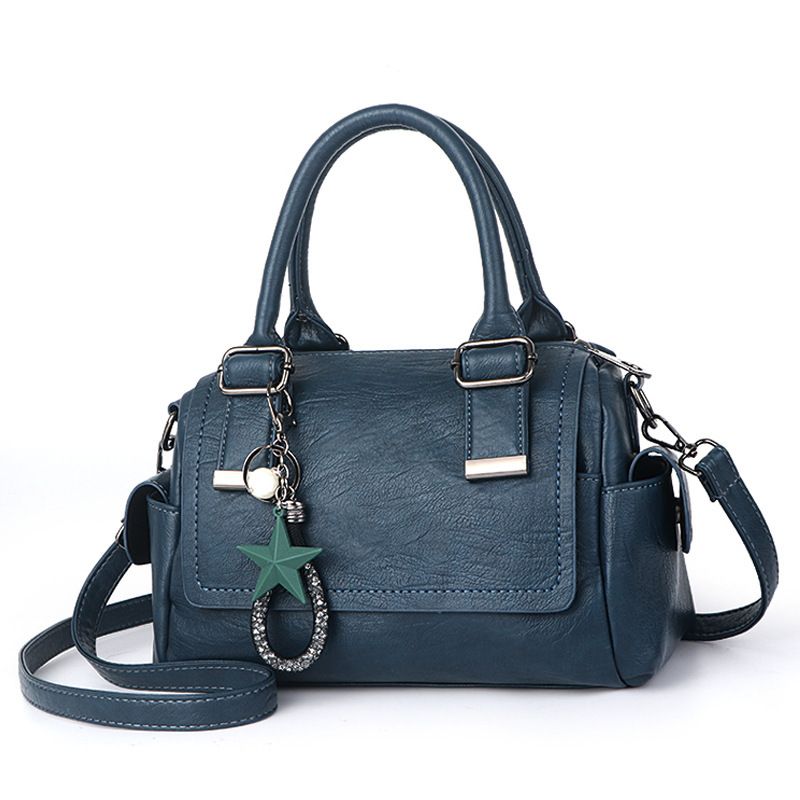 Soft leather bag for women 2025 new style fashionable handbag, large-capacity middle-aged women's bag, single-shoulder crossbody bag Application Scenario