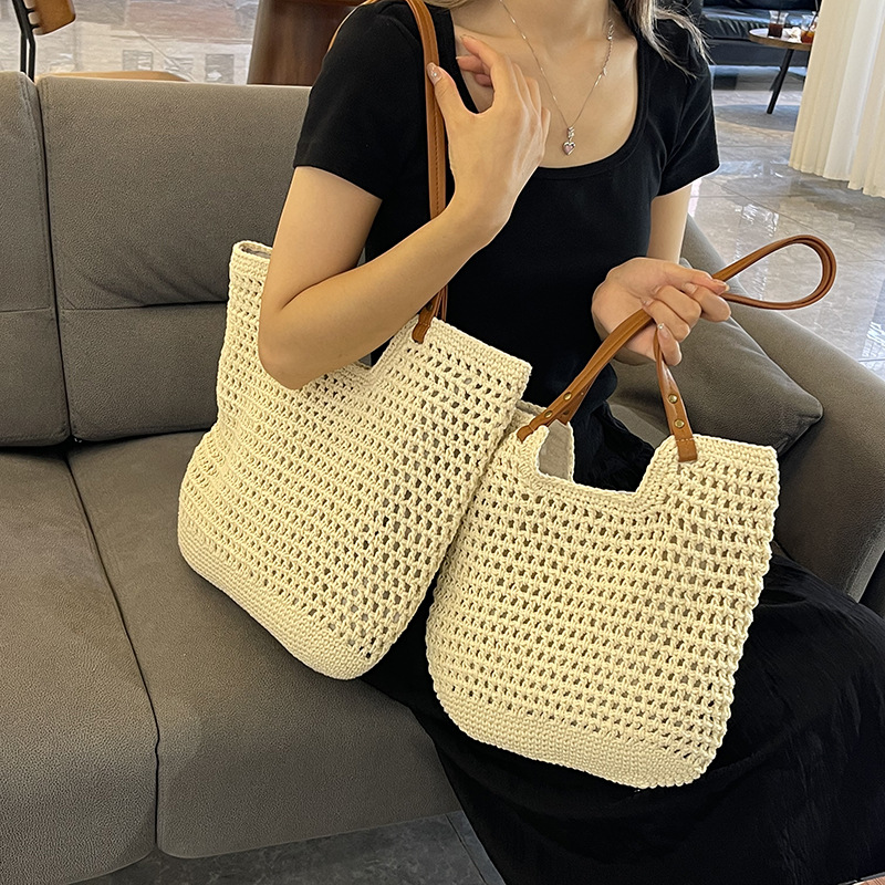 Niche hollowed-out straw woven bags, trendy vacation beach and beach woven bags for women, large-capacity commuting single-shoulder tote bags for summer Specification drawing
