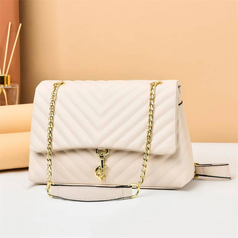 Summer Bag Women 2023 New Fashion chain shoulder bag, high-end and stylish embroidered thread crossbody bag, versatile and ins Application Scenario