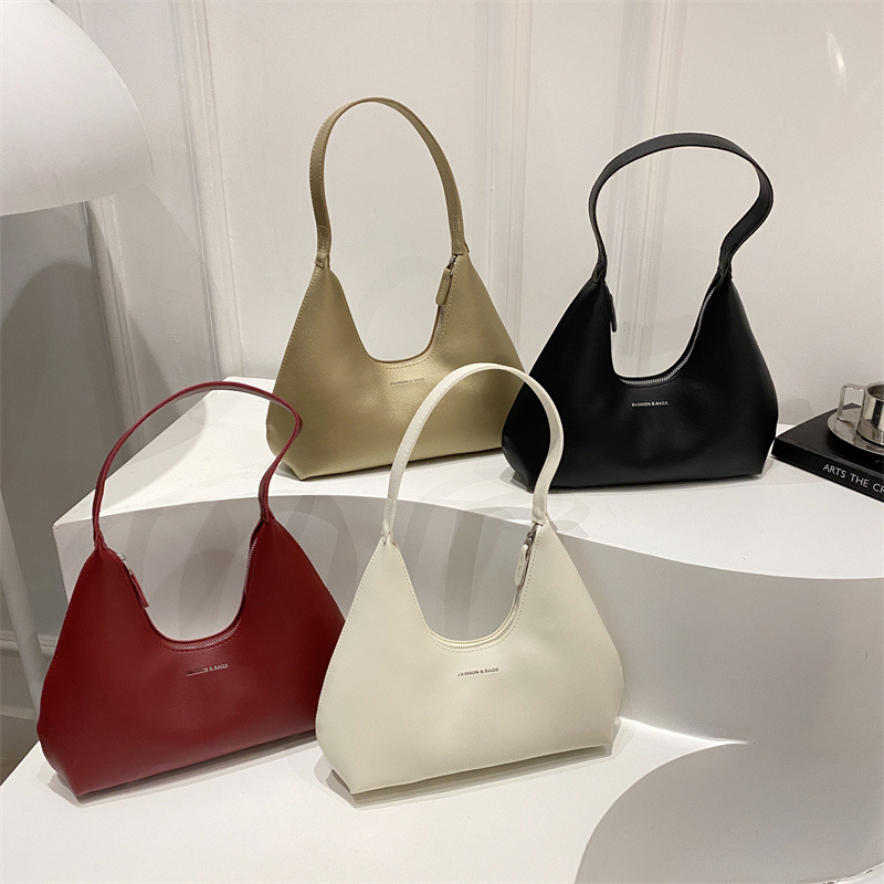 Cross-border women's bags 2025 New style, trendy, simple and retro, women's hand-held single-shoulder bag, underarm bag, stylish dumpling bag Application Scenario