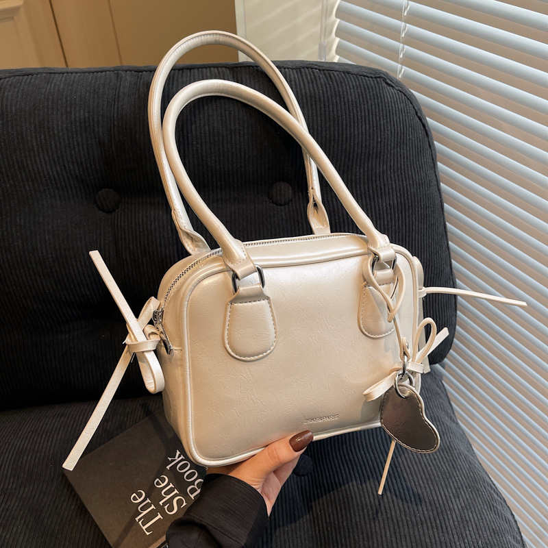 Korean niche handbag for women 2025 new trendy bowling bag, single-shoulder underarm bag, simple hand-held bag full figure