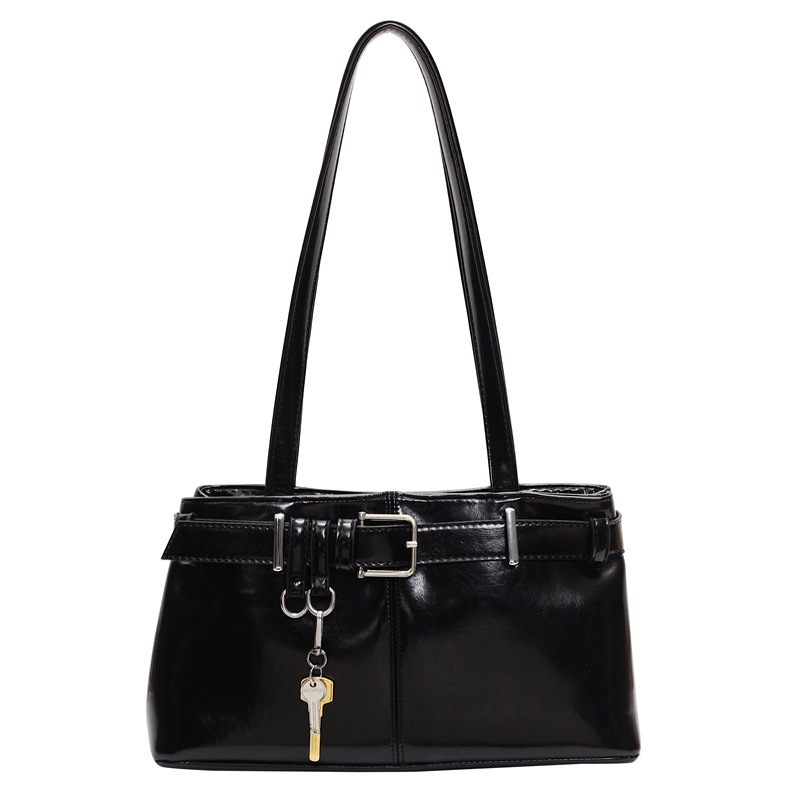 Korean version niche design motorcycle bag, women's soft leather key pendant lock, single-shoulder handbag, trendy and fashionable underarm bag Item Picture