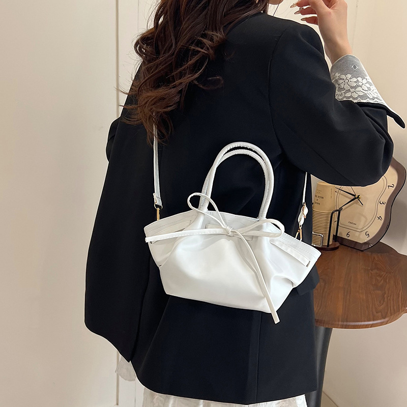 Korean niche hand-held vegetable basket bag for women's spring 2025 new trendy and fashionable bucket bag with bow crossbody Specification drawing