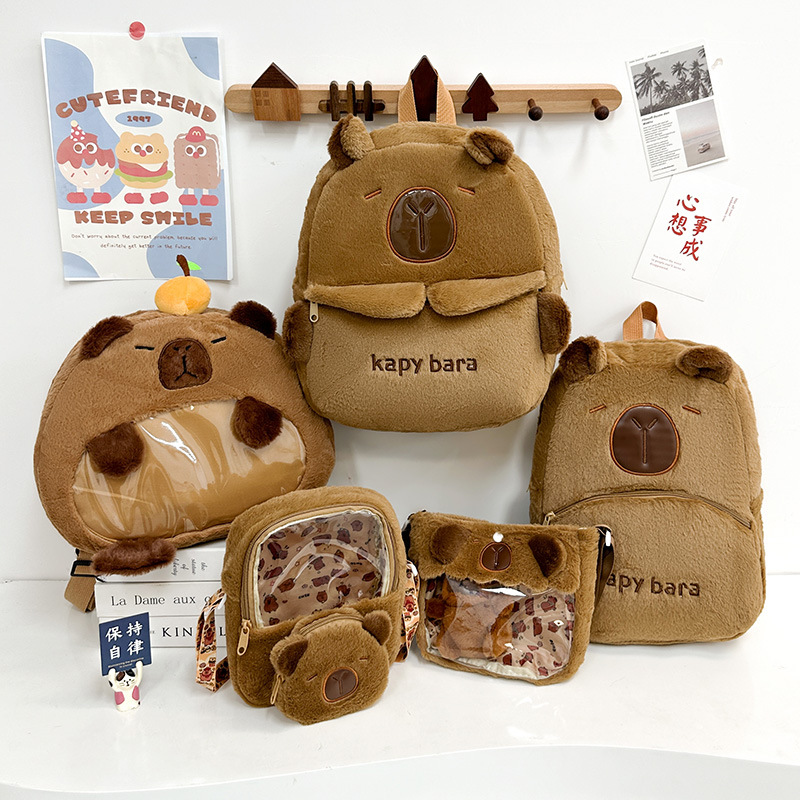 New Capibara Capybara backpack is cute and girlish. It's a large-capacity class backpack and storage bag for students. Wholesale full figure