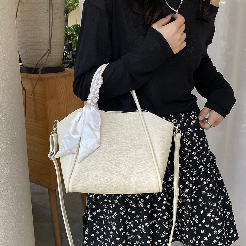 Fashionable handbag, large-capacity vegetable basket bag, 2025 new style, versatile crossbody bag for commuting, casual mother and child single-shoulder bag Specification drawing