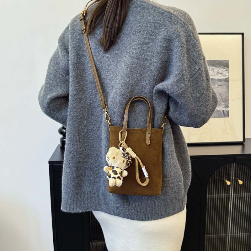 Autumn and winter fashion leopard print matte suede hand-held small bucket bag mini popular women's bag 2024 new crossbody mobile phone bag Specification drawing