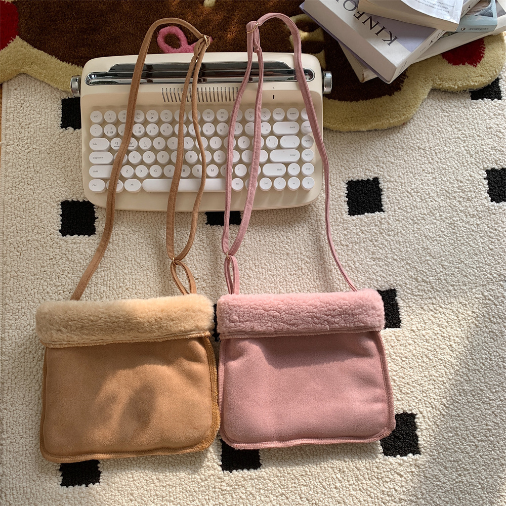 31232 Autumn and Winter vintage plush bag, suede suede lightweight and textured single-shoulder bag, hand-held armpit crossbody bag Item Picture