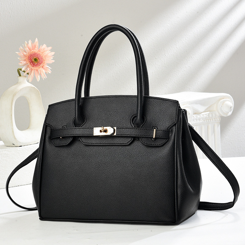 Cross-border high-end, niche women's bag, Kelly Bag for women, Spring 2025 new Korean style, fashionable single-shoulder platinum bag Application Scenario