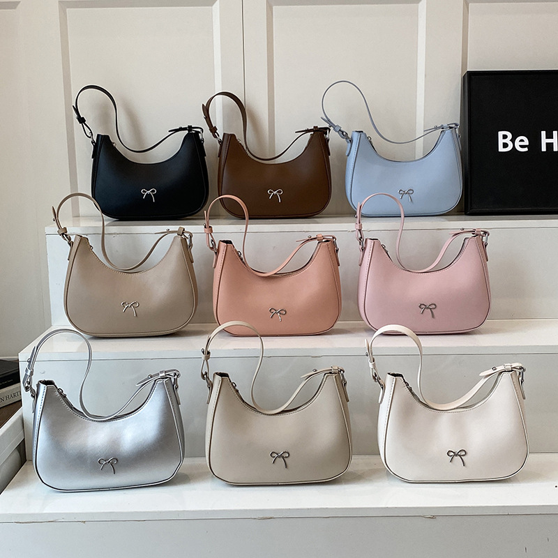 New fashionable solid-color bag with a 2025 texture. Casual bow dumpling bag, single-shoulder armpit bag, crescent bag full figure
