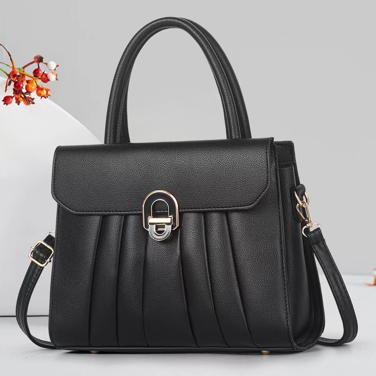 Cross-border versatile single-shoulder bag, multi-layer pleated crossbody bag, new high-quality large-capacity hand-held tote bag, trendy and practical full figure