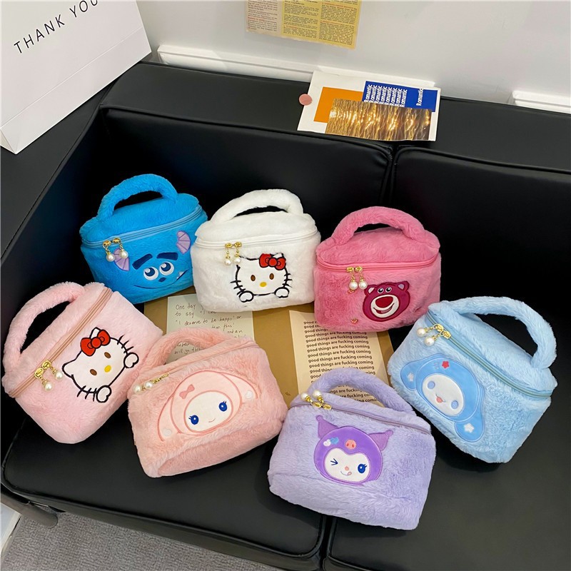 Claw machine makeup bag storage bag, large-capacity portable student cartoon hand-held travel toiletries and makeup bag gift full figure