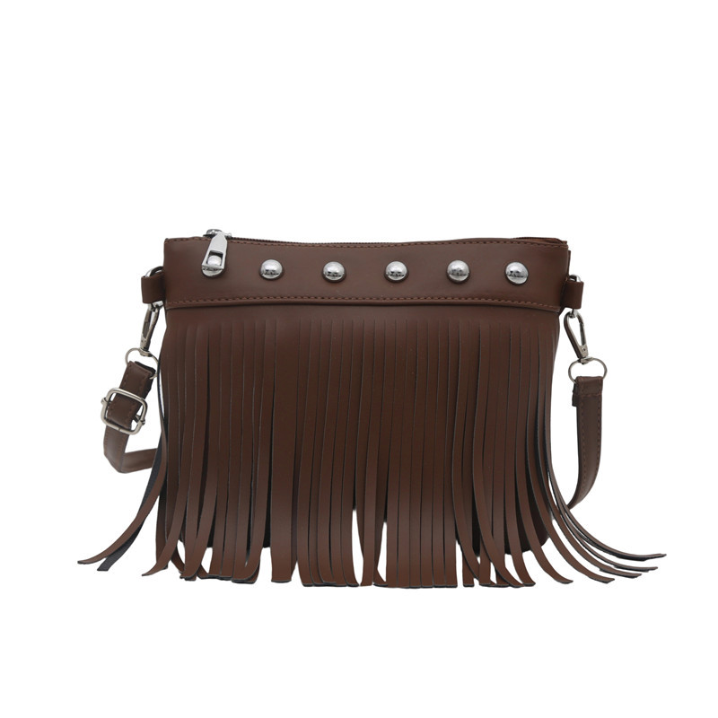 New 2025 women's bag crossbody single-shoulder bag, trendy Korean-style casual phone bag, fringed bucket bag Item Picture
