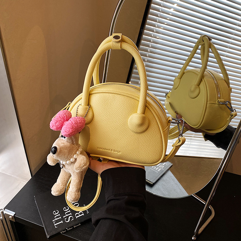 High-end texture lychee pattern handbag for women, 2025 new style fashionable commuting single-shoulder bag, trendy and simple crossbody bag full figure