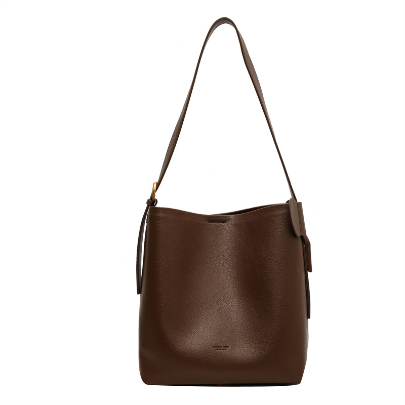 Large-capacity bucket bag, fashionable single-shoulder bag, 2024 new trendy INS crossbody bag, stylish and simple Japanese and Korean casual bag Item Picture