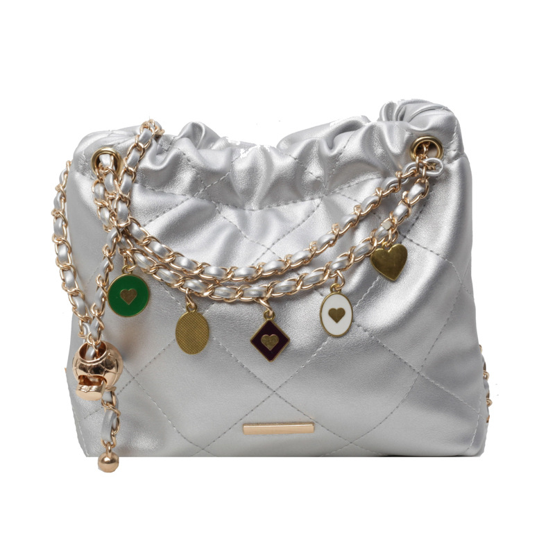 A niche and simple Instagram-style Chanel bag for women, a new 2024 stylish diamond-shaped bucket bag, a versatile single-shoulder crossbody bag Item Picture