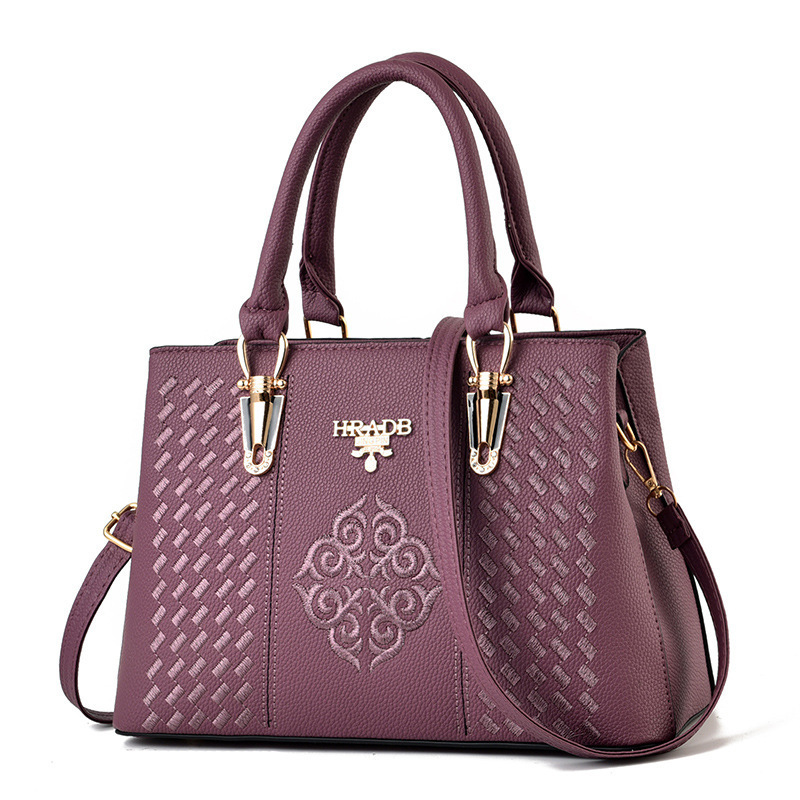 New fashionable women's bag with high-quality texture, large-capacity embroidery, cross-border trade bag, crossbody single-shoulder handbag, one-piece consignment Application Scenario