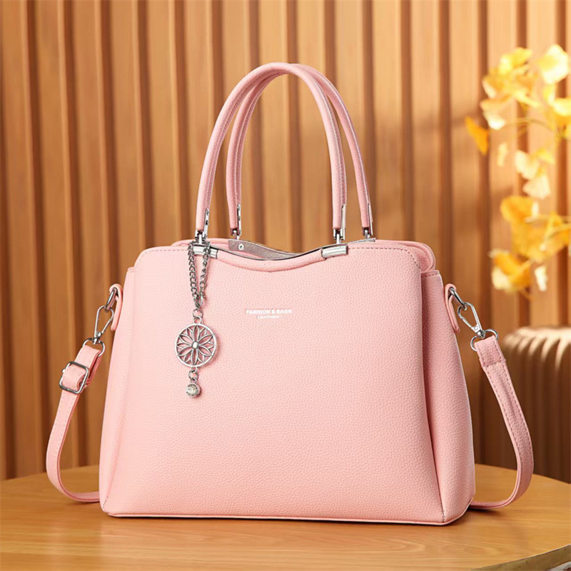 New 2025 women's bag crossbody bag, single-shoulder bag, fashionable and elegant ladies' handbag, women's European and American one-piece consignment full figure