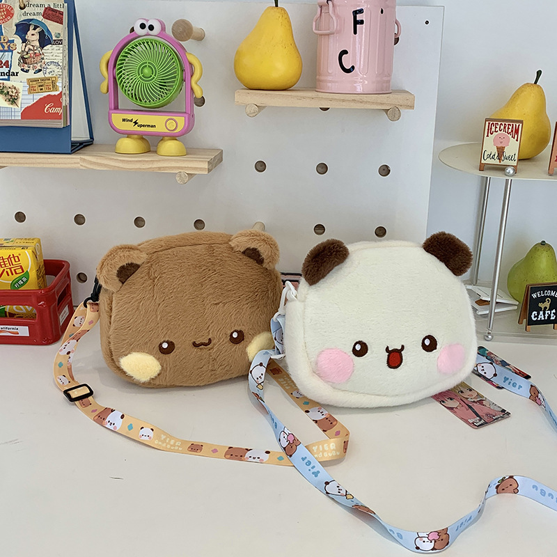 Cute cartoon bear single-shoulder bag 2025 new style, soft and adorable Japanese style crossbody change mobile phone bag wholesale full figure