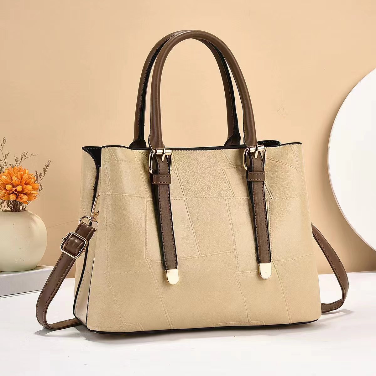 The women's fashion manufacturer of the spliced crossbody bag, an export-oriented handbag for women, 2024 new style, Korean-style texture, single-shoulder full figure