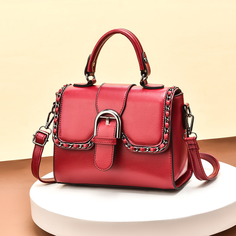 2022 Trendy Women's small square bag, women's crossbody bag, fashionable women's bag, retro and versatile single-shoulder handbag consignment full figure