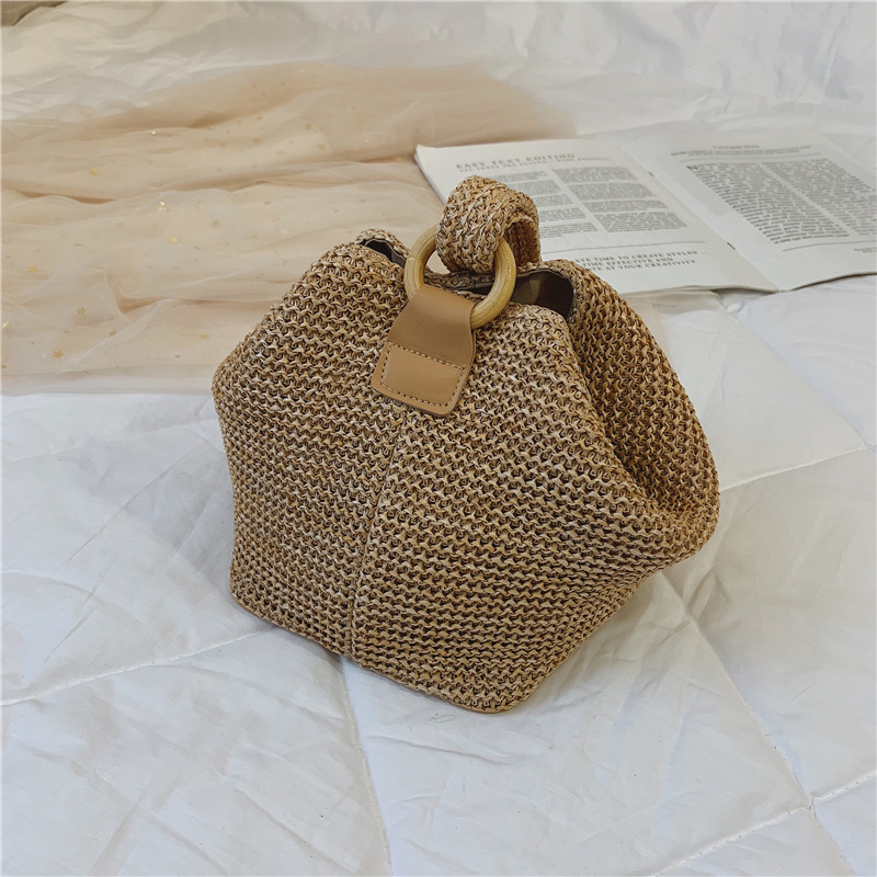 2019 straw woven handbags, European and American style women's casual beach bags, handcrafted ethnic style woven bags Specification drawing