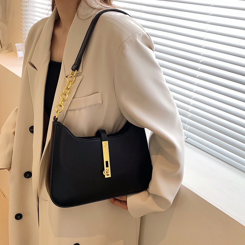Cross-border bestseller niche bag for women, new retro, versatile and fashionable single-shoulder underarm bag, casual soft leather handbag Application Scenario