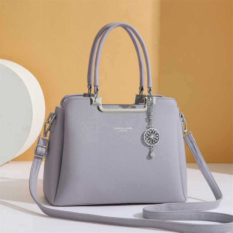 Cross-border consignment of new women's bags 2025 crossbody bag, single-shoulder bag, fashionable and elegant women's handbag, European and American style Item Picture