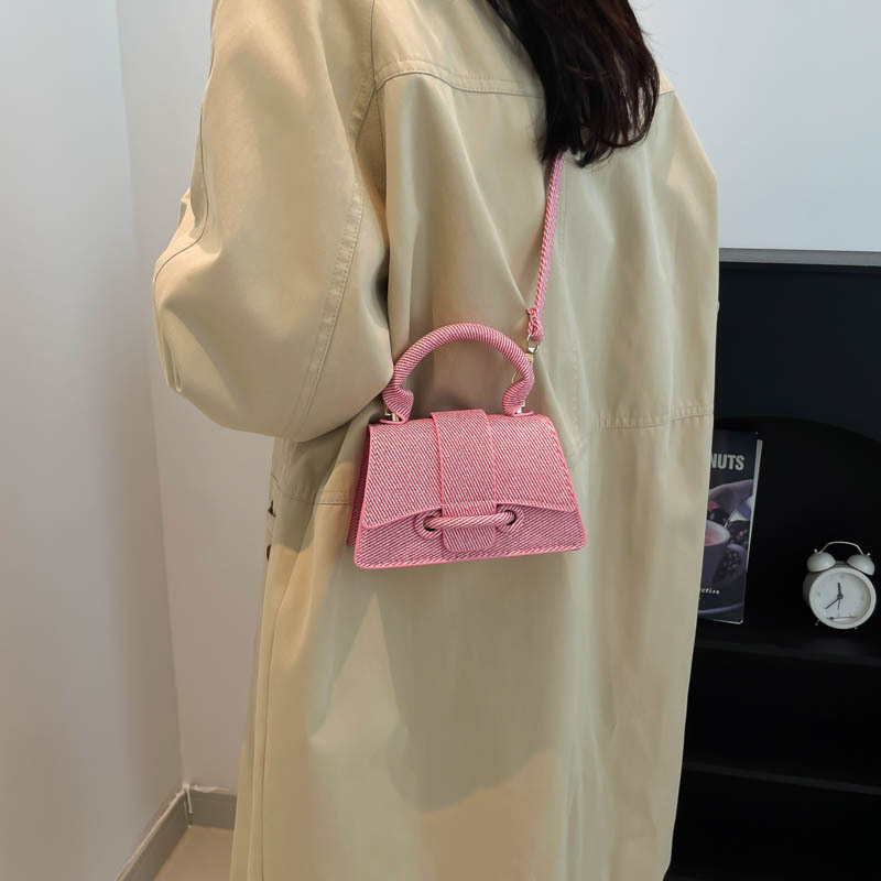New cross-border women's bag, fashionable mini handbag, four-season new solid color single-shoulder crossbody bag, small square bag for women Specification drawing