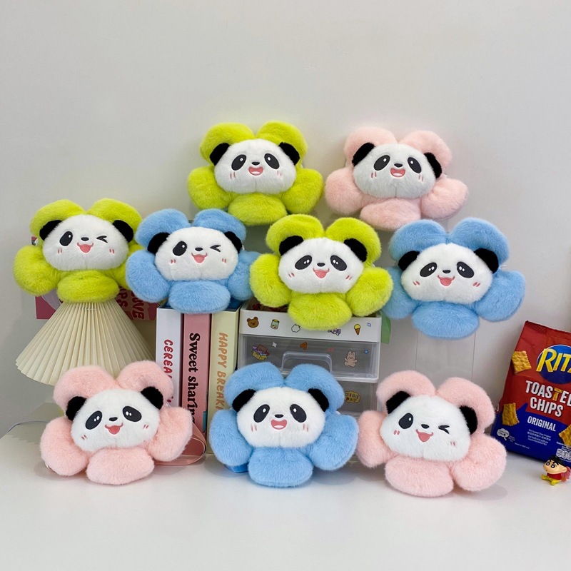 A new cartoon style of European-style mink panda sunflower claw doll can be exchanged for a birthday gift. A girlish cross-shaped coin purse bag full figure