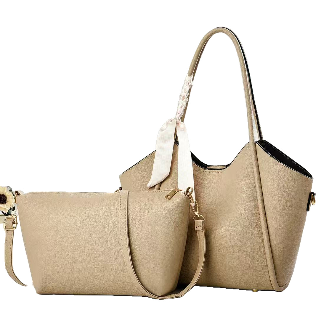 This season's women's bag features a simple and casual texture, a large-capacity single-shoulder underarm tote bag for commuting to work Item Picture