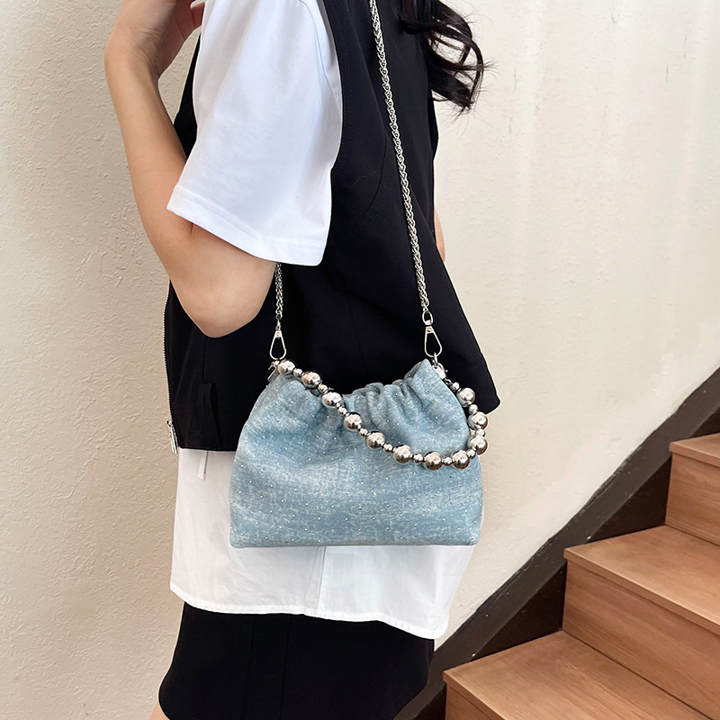 Niche design fashionable denim bag for women, 2025 new Korean version chain single-shoulder crossbody bag, trendy bucket bag details Picture