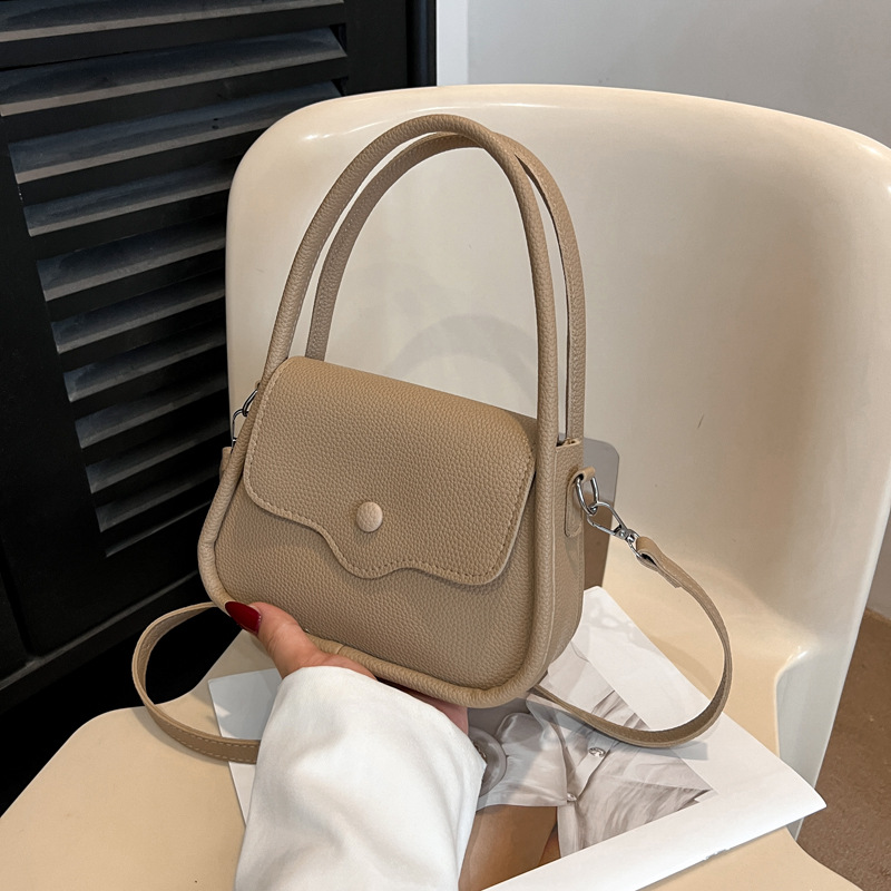Casual and trendy mini handbag 2025 new style, niche and versatile single-shoulder bag, high-end and simple crossbody bag for women full figure