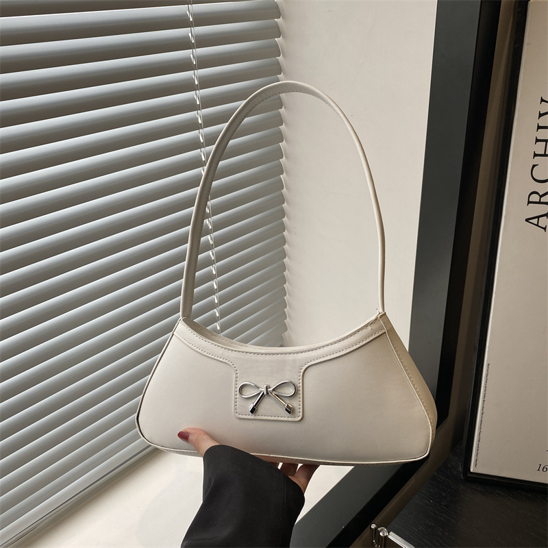 Fashion Bow 2025 solid color new Korean-style trendy and stylish commuter single-shoulder underarm baguette bag for women full figure