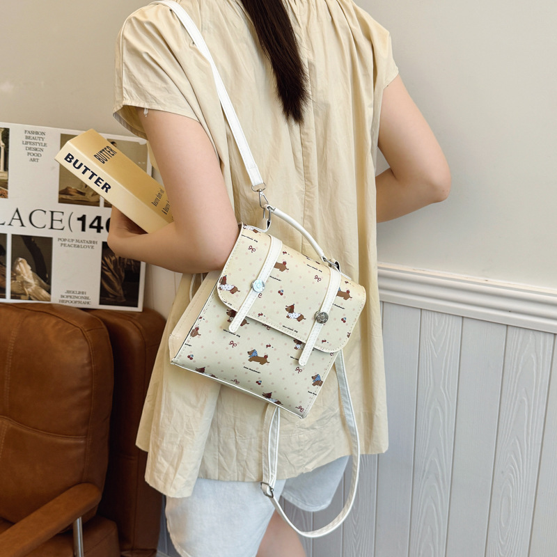 A new high-quality, niche women's backpack, a versatile mini and cute cartoon single-shoulder bag for travel Application Scenario