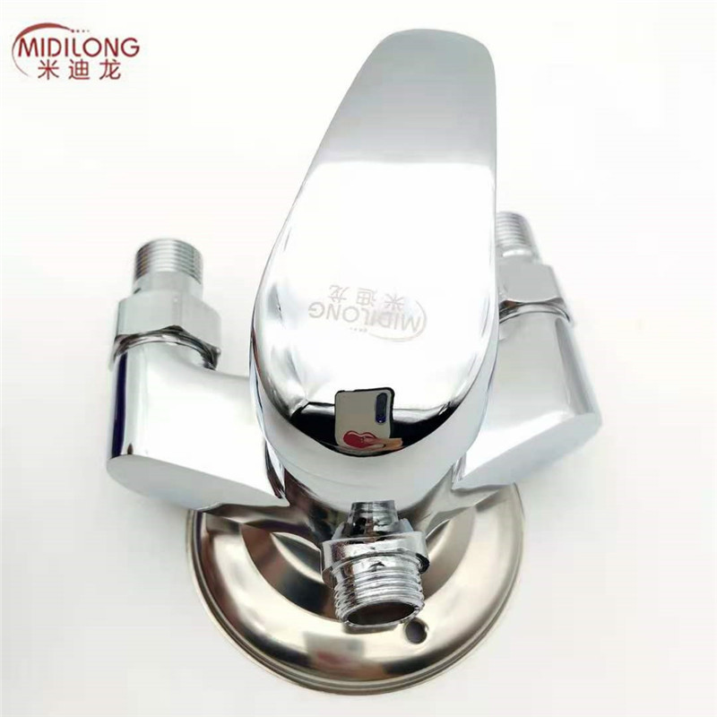 Zinc alloy exposed shower mixing valve, triangular shower shower faucet, bathroom shower faucet Application Scenario