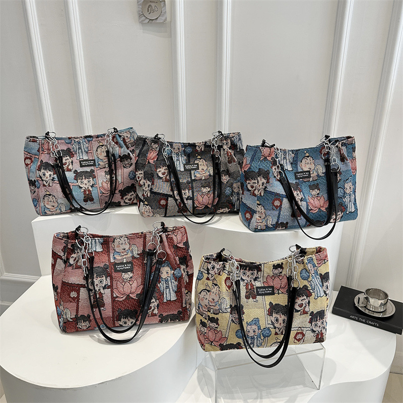 New national trend embroidered canvas bag, ins large-capacity hand-held mommy tote bag, cute Korean single-shoulder student class bag Application Scenario