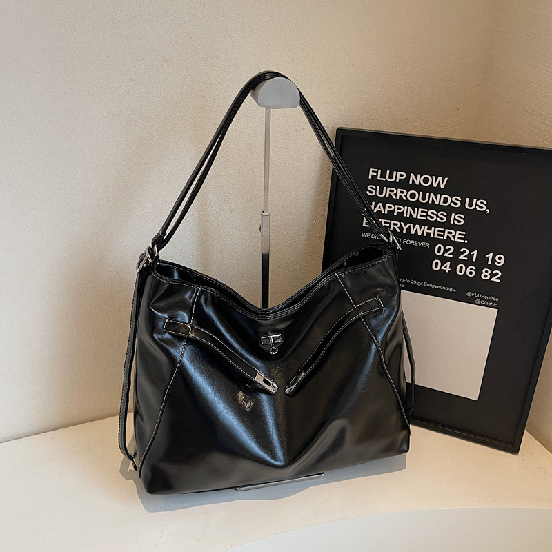A large-capacity commuter tote bag for women, a new 2024 casual and versatile single-shoulder crossbody multi-functional fashionable backpack Specification drawing