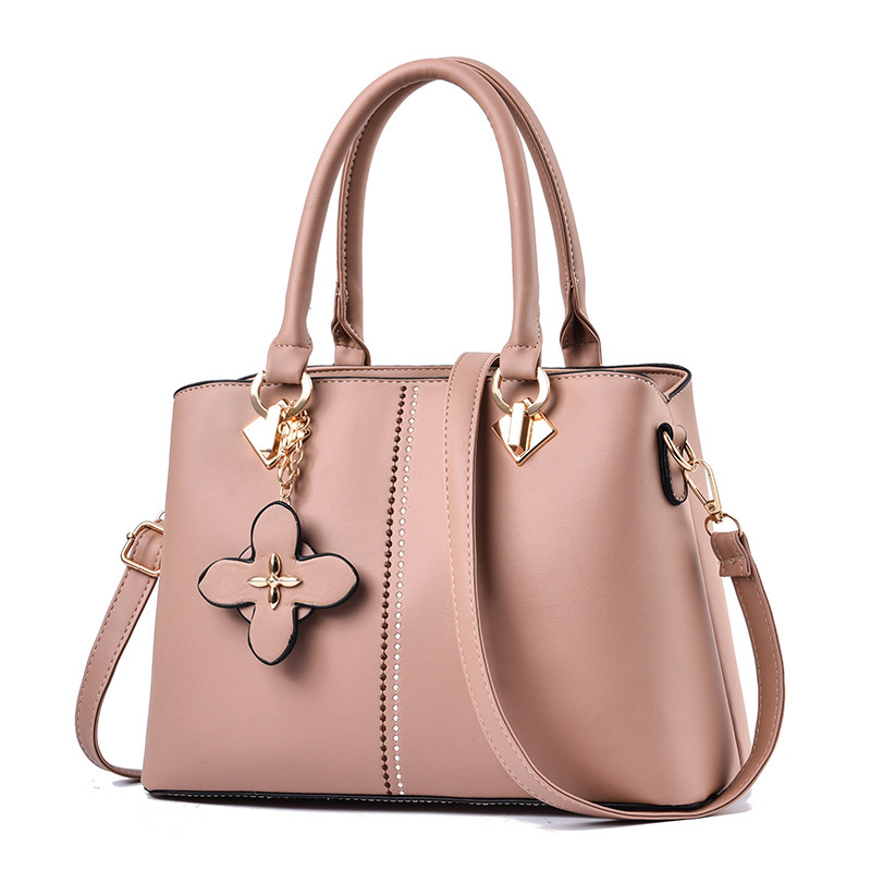 Wholesale foreign trade handbag 2022 new style women's single-shoulder large capacity crossbody bag, set mom bag, cross-border women's bag Application Scenario