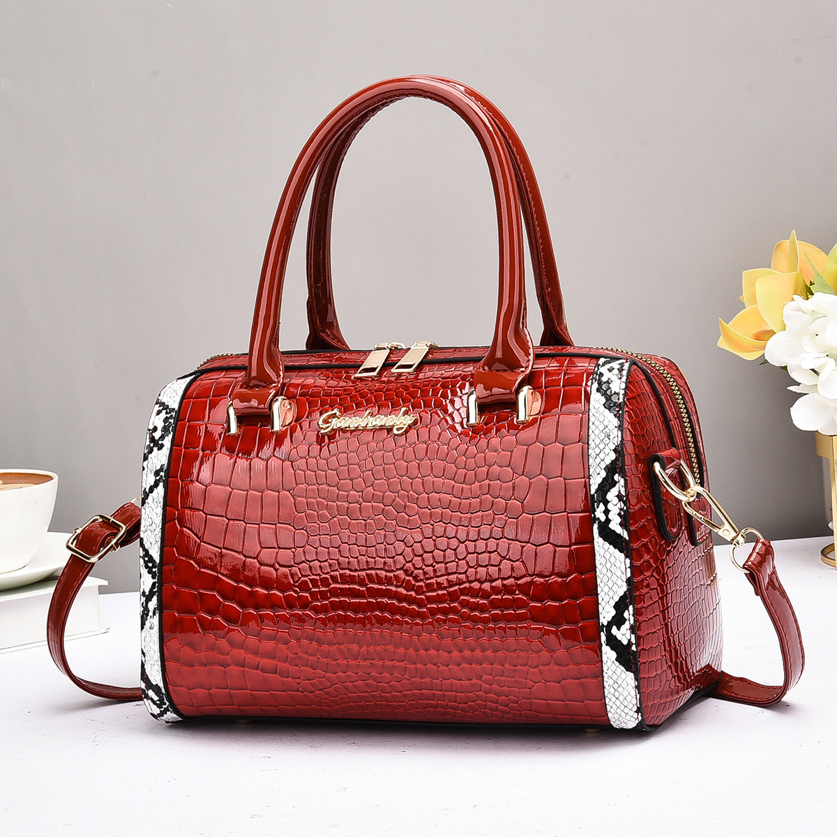 Cross-border trade Women's Bag 2025 Cross-border New crocodile pattern contrasting color women's bag, hand-held fashionable and casual single-shoulder crossbody bag full figure