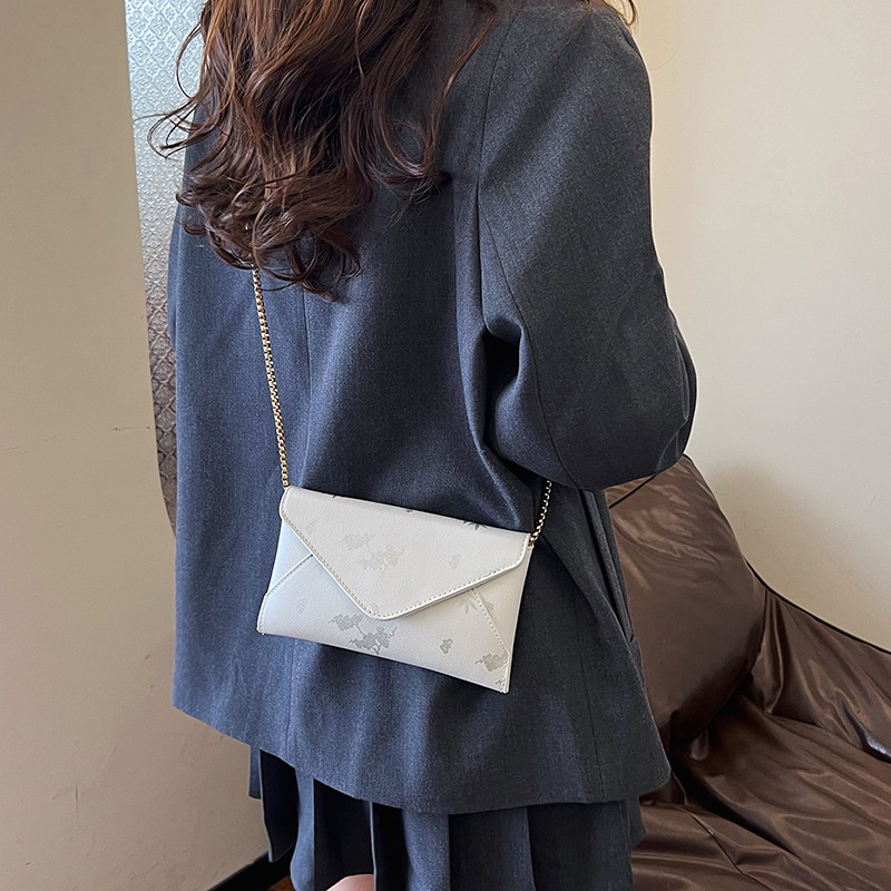 Personalized, elegant, trendy and high-quality single-shoulder bag 2025 new style, simple envelope bag, chain crossbody bag, niche women's bag Specification drawing