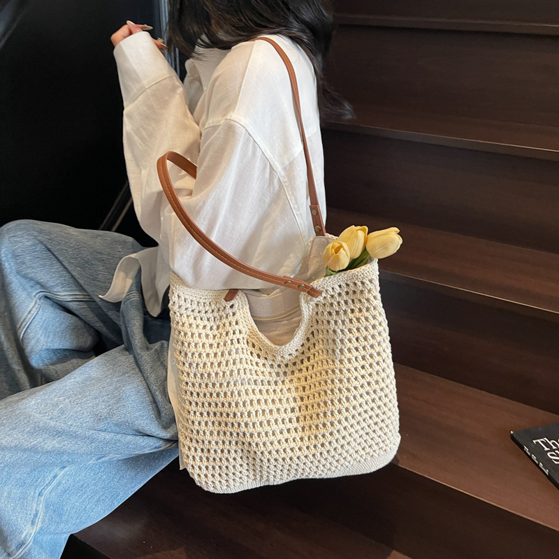 Korean-style women's high-end bucket bag, large-capacity underarm bag, new straw woven bag for summer 2025, fashionable single-shoulder bag Specification drawing