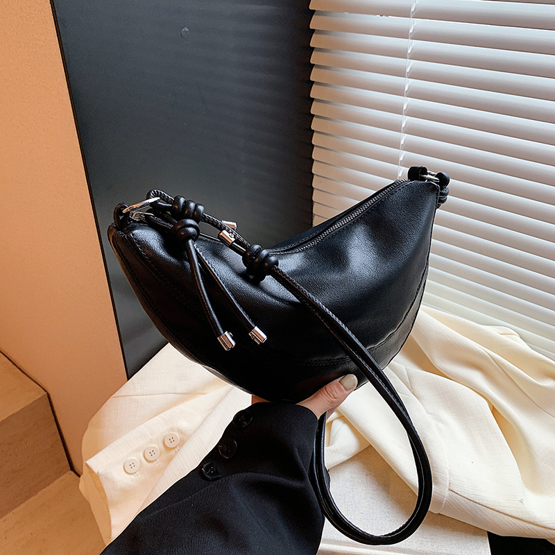Retro design Maillard fashion trend versatile single-shoulder bag for women 2025 new style High-end crossbody dumpling bag details Picture