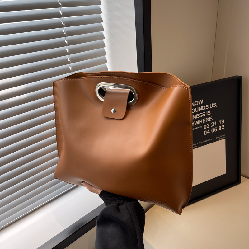 Cross-border high-end style bag for women 2025 New trendy and fashionable large-capacity clutch bag for work and commuting full figure
