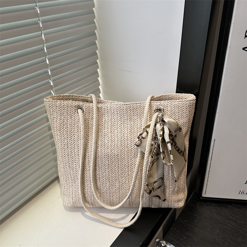 Ladies' tote bag, large capacity bag, 2025 new style fashionable handbag, single-shoulder underarm bag, straw woven casual large bag full figure