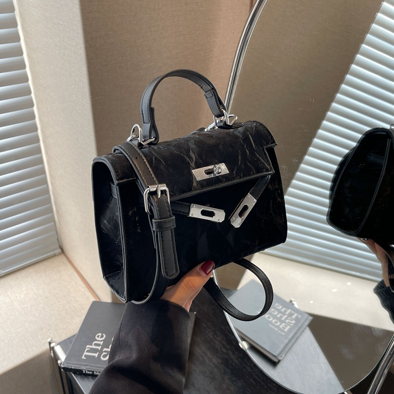 The versatile and high-quality Kelly handbag for women, a new 2024 trendy and fashionable single-shoulder crossbody bag with a niche design Specification drawing