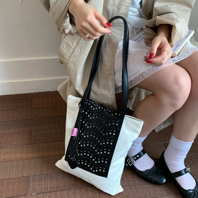 Summer fashion large-capacity canvas bag for women, 2025 new style hollowed-out underarm bag, versatile single-shoulder tote bag Specification drawing