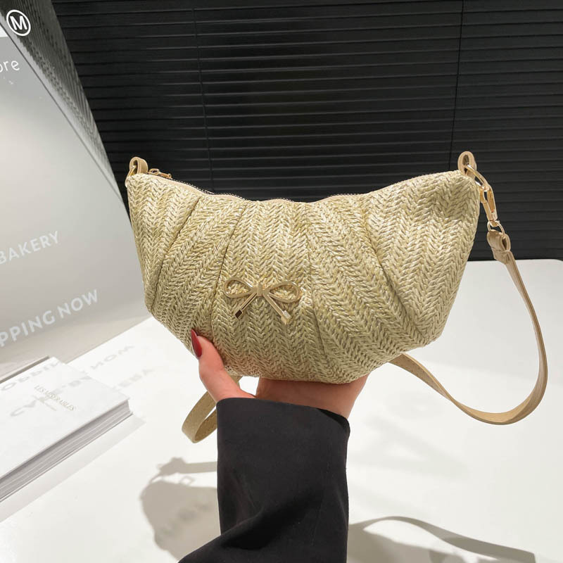 Bowknot personalized weaving 2025 Trendy new casual Korean-style fashionable commuter crossbody single-shoulder dumpling women's bag full figure