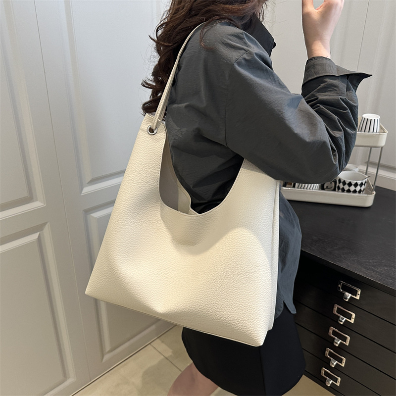 High-end retro large-capacity bag for women, 2025 new style casual, versatile and stylish single-shoulder bag, tote bucket bag details Picture