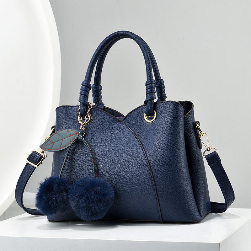 This 2024 new style of handbag is fashionable and stylish, with a large capacity and a single-shoulder crossbody design. It's a trendy Korean-style foreign trade bag Specification drawing