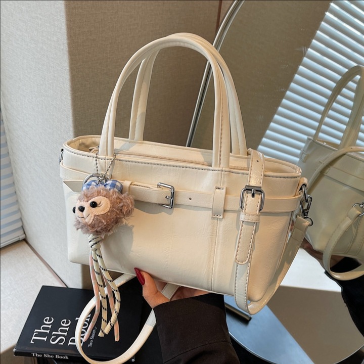 2025 New Korean-style fashion belt large-capacity handbag, versatile for women, high-end texture casual single-shoulder crossbody bag full figure